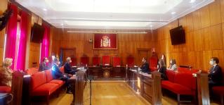 El Presidente del TSJ de Asturias y del Gobierno del Principado presiden la reunión de la Comisión Mixta